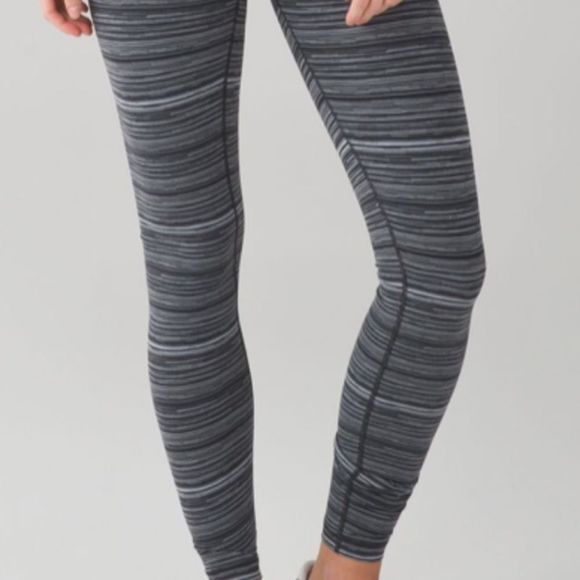 Lululemon WUP size 4 - Picture 1 of 11